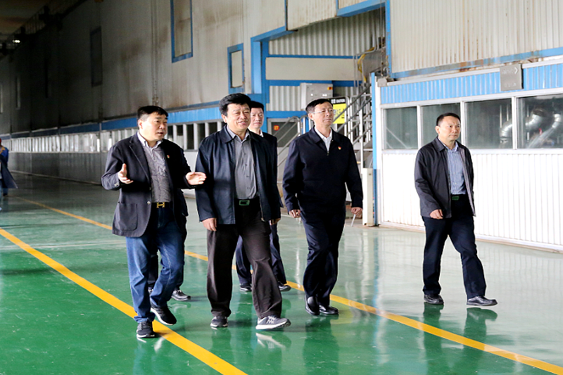 2019年5月8日，时任国度水利部原总工程师、水利部参咨委副主任委员汪洪莅临亚投娱乐纸业调研节水工作