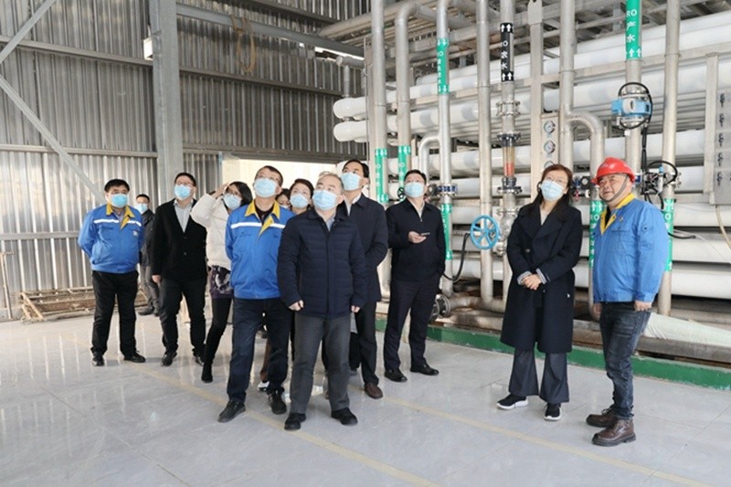 2022年12月15日，时任浙江省发展鼎新委党组成员、副主任吴红梅莅临亚投娱乐纸业调研企业用能、节能工作