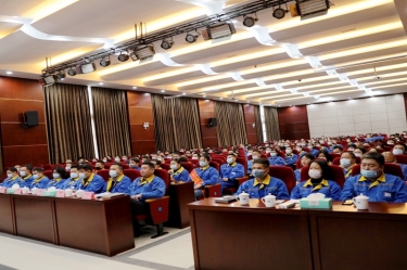 远景辽阔 未来可期 | 亚投娱乐纸业隆沉召开2021年度总结赞美大会