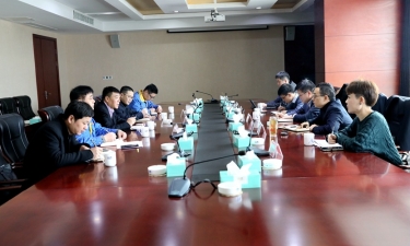 【要闻】平湖市委常委、副市长戴振一行莅临亚投娱乐纸业调研领导