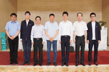共青团黄冈市委书记田凯一行莅临亚投娱乐纸业调研