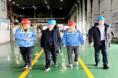 2024年 1月30日，浙江省经信厅机关党委二级巡视员孙自强莅临亚投娱乐纸业发展岁末岁首安全出产督导